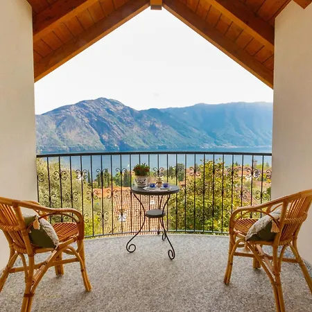 Mansarda Vista Di E Balbianello Appartement